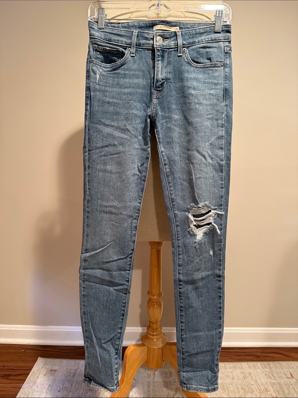 Levi's Women's Skinny Distressed Light Blue Jeans